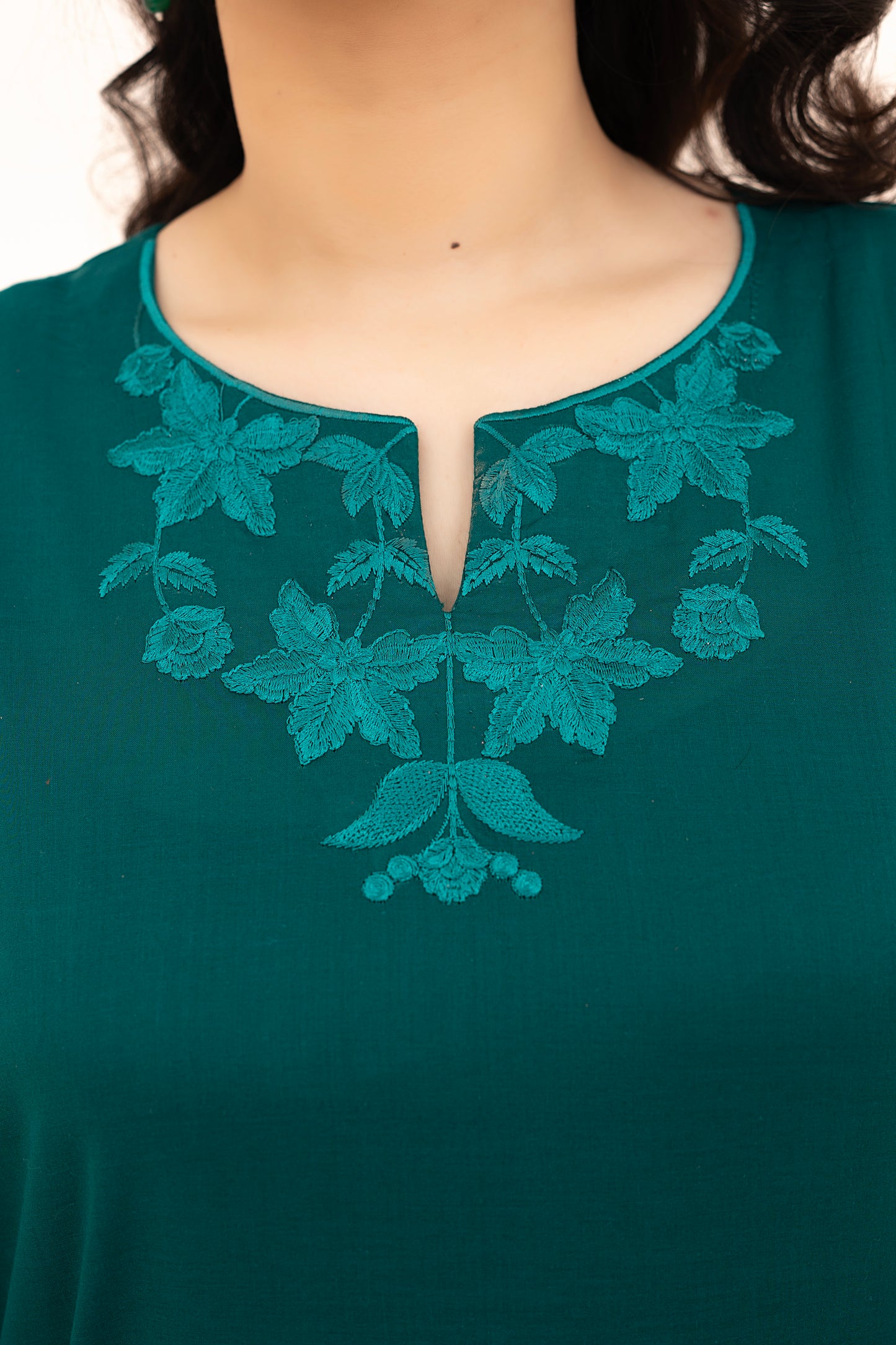 2 PIECE - EMBROIDERED LAWN REGULAR SHIRT WITH BOX TROUSERS - EMERALD GREEN