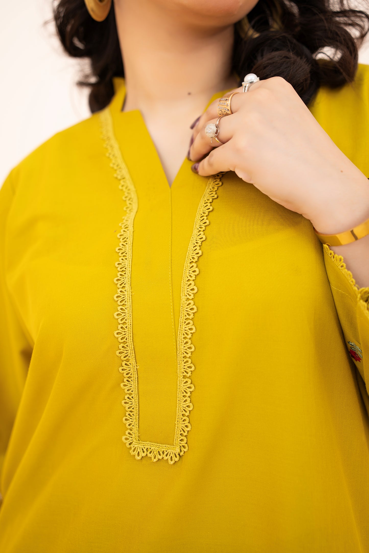 2 PIECE - EMBROIDERED LAWN SHORT SHIRT WITH FARSHI SHALWAR - DEEP LEMON