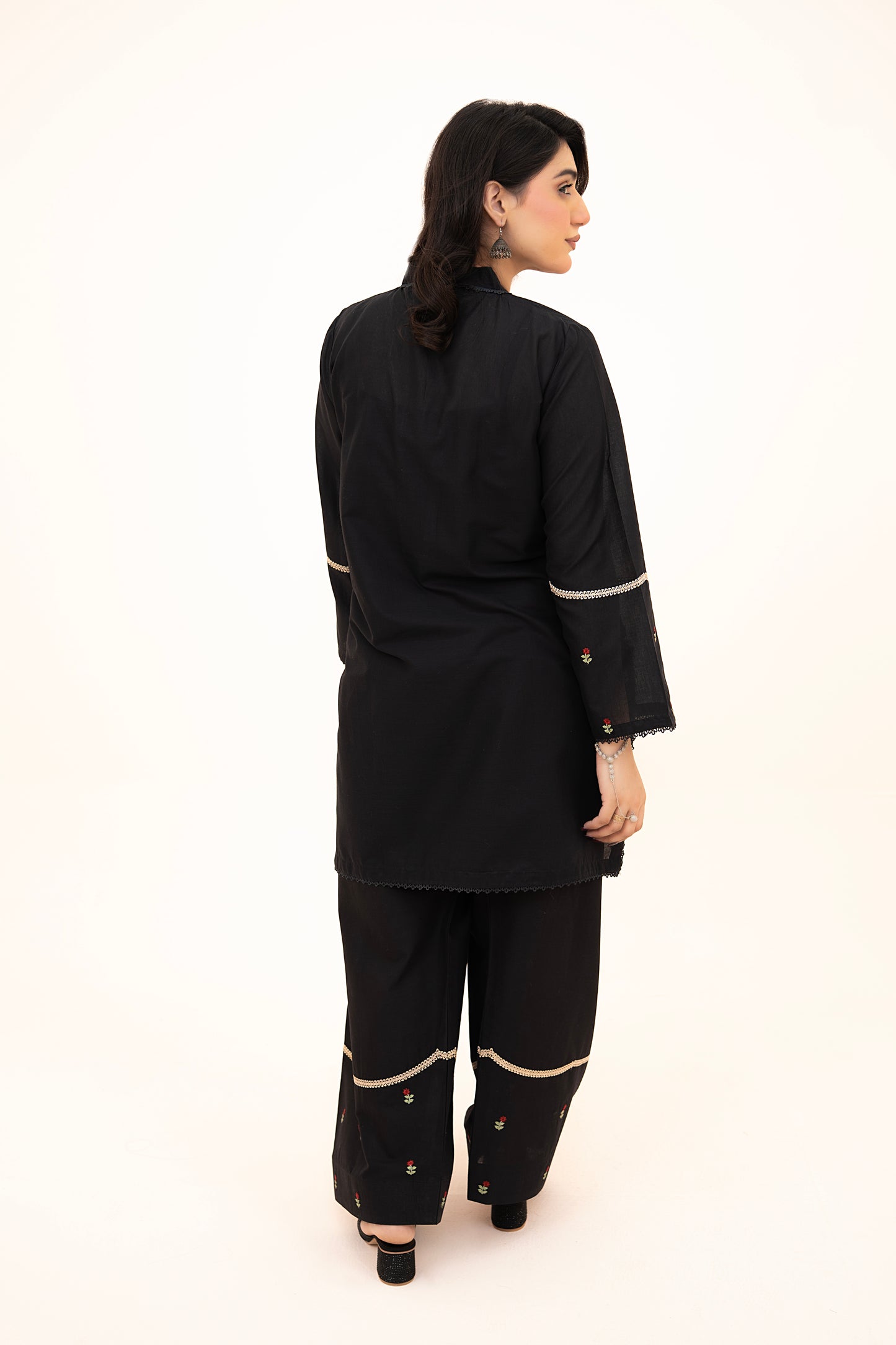 2 PIECE - EMBROIDERED LAWN SHORT SHIRT WITH FARSHI SHALWAR - BLACK